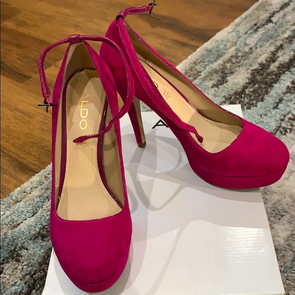 Aldo fuschia heels
